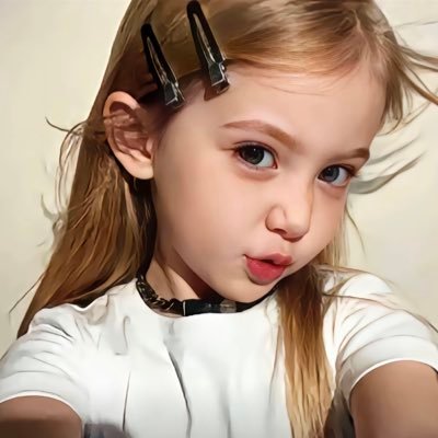 11_3804364989's profile picture. 