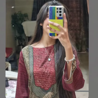 Sana_Raza78's profile picture. Less noise, more thoughts🎀