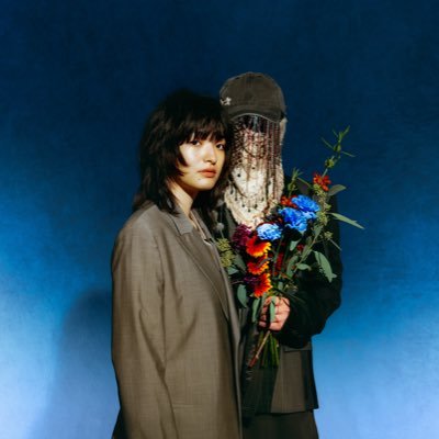 MeiyoDensetsu's profile picture. Vo.こたに(@tanic_7) 作詞作曲/Gt.けっさく(@kessaku_meiden) ♥️🎲12.10 Release “remember” — 各ストリーミングサービスにて配信中！🪞♥️