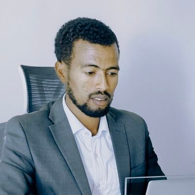 hailu32318's profile picture. Risk management expert