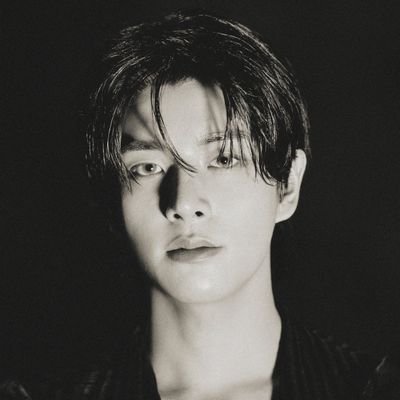 _dihoonie's profile picture. ᰋ̱ ۪ ࣪ ࣪ #sunghoon #asahi #jimin 𝆬 ‹3
♡゙  :  𝑙𝑖𝑓𝑒 𝑖𝑠 𝑏𝑒𝑎𝑢𝑡𝑖𝑓𝑢𝑙 𝑏𝑒𝑐𝑎𝑢𝑠𝑒 𝑛𝑜𝑡ℎ𝑖𝑛𝑔 𝑖𝑛 𝑖𝑡 𝑖𝑠 𝑒𝑣𝑒𝑟𝑙𝑎𝑠𝑡𝑖𝑛𝑔 യ✨