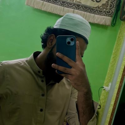 yaseensfnr's profile picture. 𝘿𝙞𝙨𝙢𝙖𝙣𝙩𝙡𝙞𝙣𝙜 𝙩𝙝𝙚 𝙗𝙖𝙩𝙞𝙡 ✊🏻