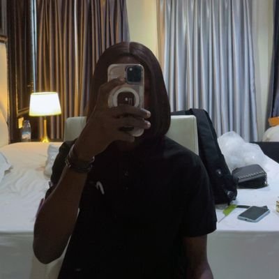 heisflourich's profile picture. Aleä iacta ēst💫 •Business Developer 😇 •Computer Science 🎓 #IsellHandMadeSlide 👣
•🄰🄿🅁🄸🄻𝟺🎂 •@ManUtd ⚽ •@davido🎙 •DM 4 Ads/PR 🔔