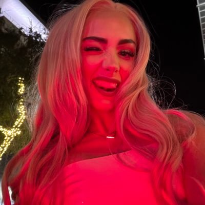 peachylucyyy's profile picture. R-18 |Miami