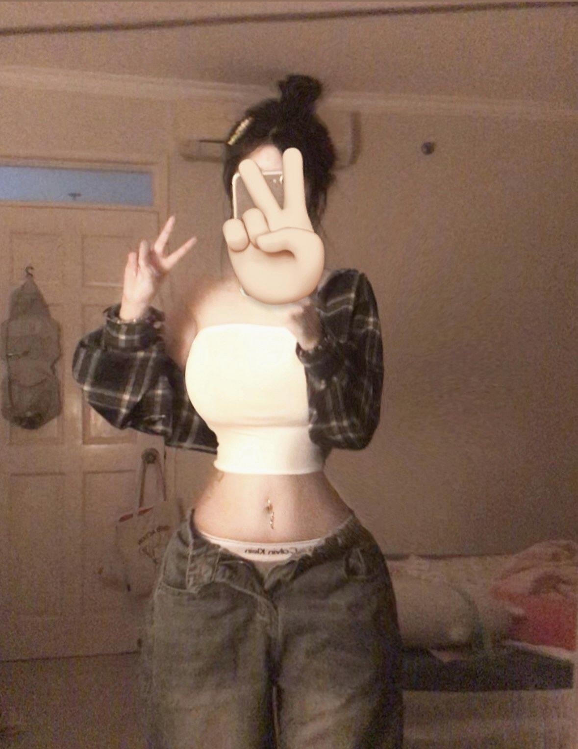 ArpnaGupta4588's profile picture. 사진 좋아해📸 / 거짓말 싫어🚫 / 심심하면 DM 와🐾 / 팔로우=답장💌  #브랜드싱글