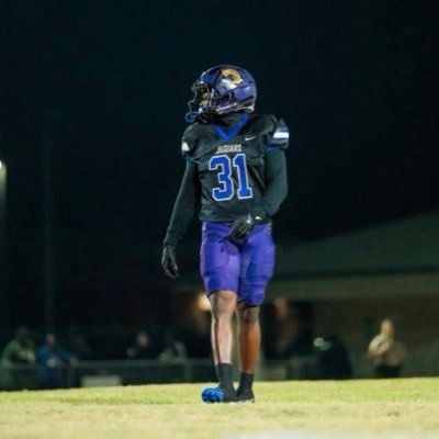 ZyonRoberson's profile picture. 5’8|175|LB⭐️|SHS💜🖤|#31|C/o ‘27| GPA:3.5 robersonzyon@gmail.com (901)-515-7117 https://t.co/JnVb2xubKA