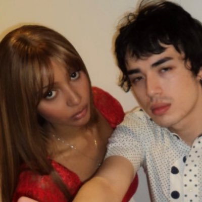 V8MPLRE's profile picture. i’m like if a lesbian and a gay man had a baby! French Black Nonbinary. #LUFFY #CLARKENT