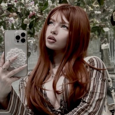 NATALIAROMANNOV's profile picture. 𝐑 𝐎 𝐌 𝐀 𝐍 𝐎 𝐅 𝐅 ——— noɯ чou cαn mαke чour oɯn choıces 𓂅 𝗕𝗟𝗔𝗖𝗞 𝗪𝗜𝗗𝗢𝗪 ✦ foɾmeɾ ɾussiɑn spγ, elite ɑssɑssin, ɑnd mɑsteɾ stɾɑtegist.