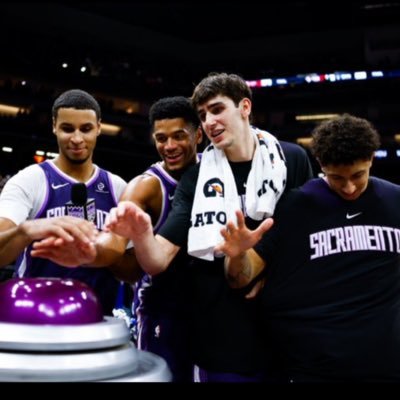 Fettipotter1's profile picture. Sacramento Kings 💜🖤 Tampa Bay Rays 💙🩵