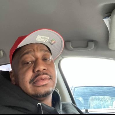 Orlando13251903's profile picture. 