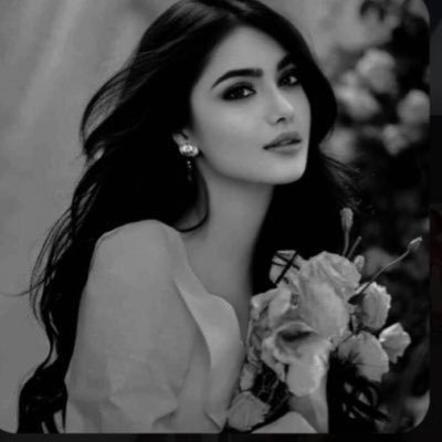 jviog0's profile picture. "حُنونة جدًا، فوق كل التوقعات.."