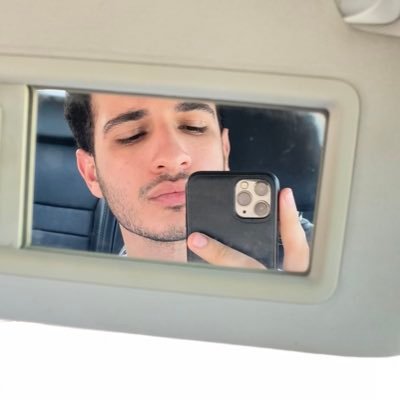 ebrahiim28's profile picture. 
