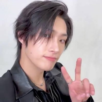 evildreamerrx's profile picture. 𝘦𝘮𝘪𝘭𝘺 // 24 //—- 𝘬𝘱𝘰𝘱 , 𝘢𝘴𝘪𝘢𝘯 𝘥𝘳𝘢𝘮𝘢𝘴, 𝘸𝘸𝘦, 𝘨𝘢𝘮𝘪𝘯𝘨