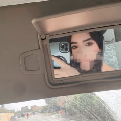 lol_elmosraty's profile picture. - هُنـا أُبعثر مَ أشاء ، ولا أُبالي بفهمك .