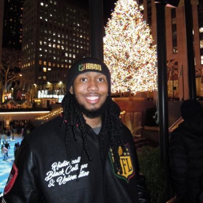 apexej's profile picture. 4evaRaegan!!! | 757 Born nd Raised | #CFC 🦁💙 | #Skol | #ClipperNation | #GoCanes