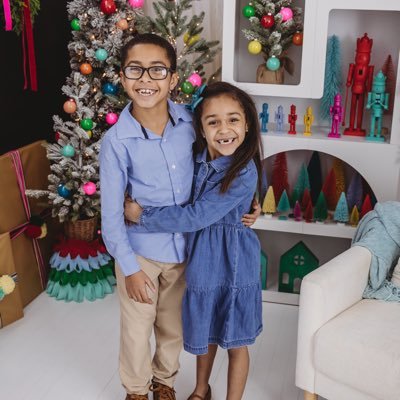 trock67's profile picture. LOVE my GAMECOCKS!!!!!                                   


Snapchat: trock67