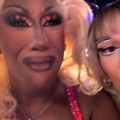 erinbutquieter's profile picture. 