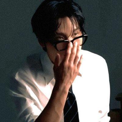 dyinstorms's profile picture. You and me. 4AM fast food after all night yapping.