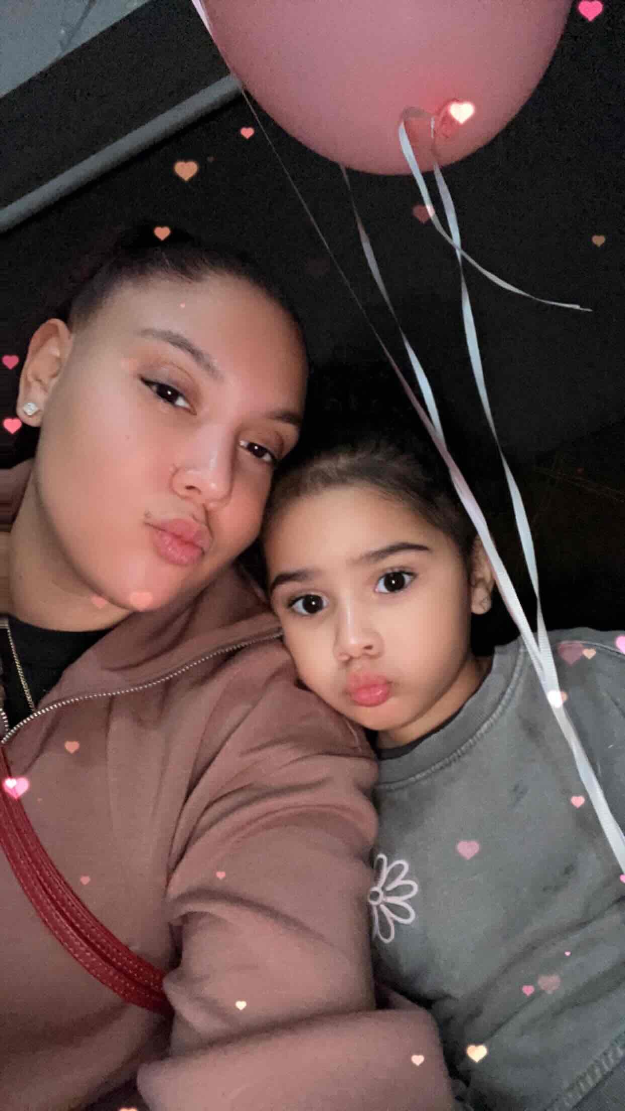 Sharolyn95_'s profile picture. 