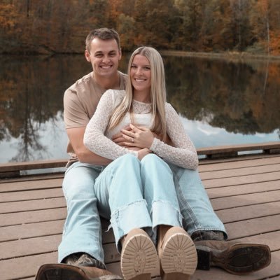 cassielew15's profile picture. 