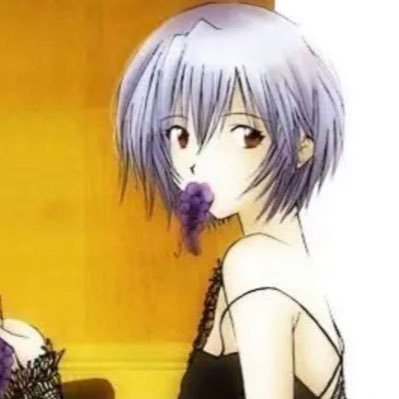 cellbitzz's profile picture. put a cigarette out on me