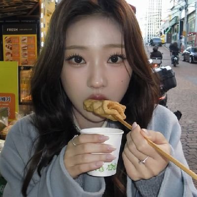 starzholic's profile picture. for #ilichil & my girls!