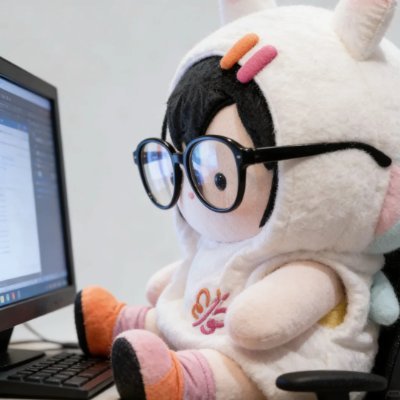 hulala800's profile picture. Just a little fan🌹🍀🦊🐬