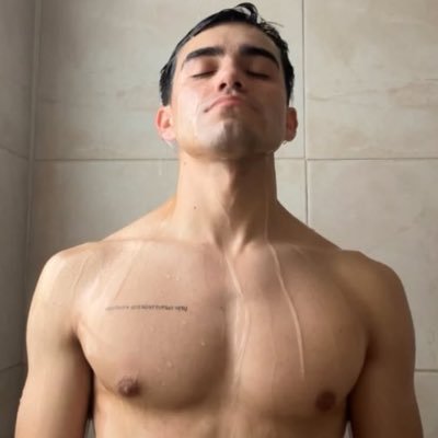 essauzonum's profile picture. Video creator