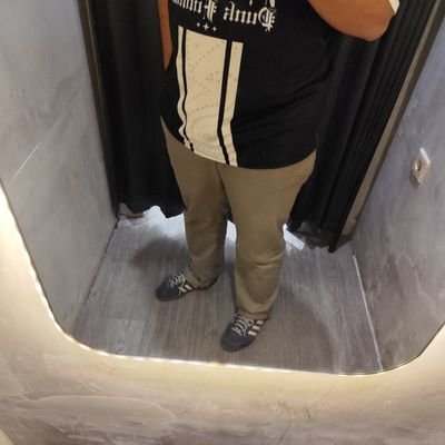 yaudahoyii's profile picture. punya toko kecil kecil an an dulu https://t.co/52YHfFK8E9