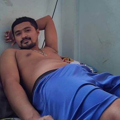 Thawat13062536's profile picture. เด็กบ้านๆคนคอนคับผม
สนใจเกงในบ้านๆ ทักมาครับ