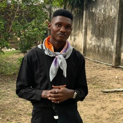 AnariJohn1's profile picture. Children Story Writer✍️
Children Creativity Advocate👶
Author of 'Secrets of Special Men' and 'Lumino'- a children story book.