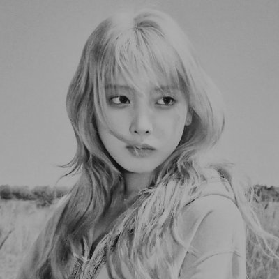 ArangSenja's profile picture. Disulam dari luka tak bernama, kusembunyikan jiwa di lipatan waktu. Adakah aku cahaya tersisa, atau abu yang luruh dari doa yang tak sempat ke langit?