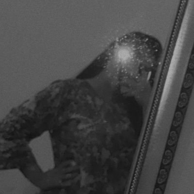 vanessavl2g1's profile picture. 