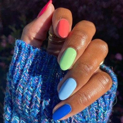 SitholeChi3133's profile picture. \👸Shona Princess👠
\She's just like Candy, She's so sweet.🍬😋
 /Hala Madrid🤍//Christian-devout/Nurse/.🎓Here Just To Laugh😹.

Follow me, I'll Follow back.🔙