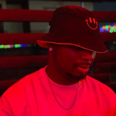 ola_laykon's profile picture. You’ve come to the page of just another Twitter user. It’s important to note that I am not a public figure, therefore I owe you no explanation to my opinions.