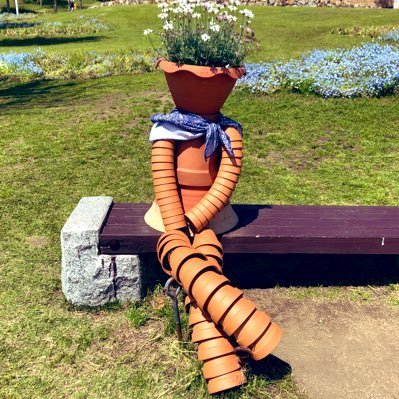 edisoncarneiro's profile picture. 『不動産とは選ばれし者のみが買うことができる一億入ってる貯金箱である』 ーFudowsansky