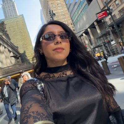 elysaucedo_'s profile picture. 