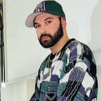 VintageGems203's profile picture. The future belongs to those who see possibilities before they become obvious         🚀 🐂 🪖🫡 $OPEN