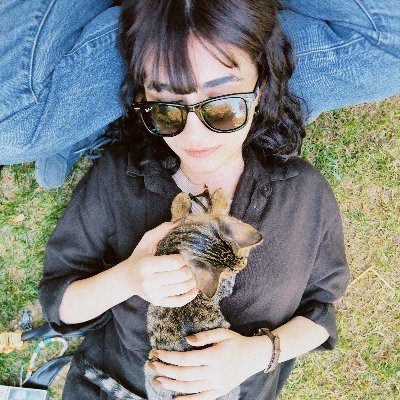 angrycherryish's profile picture. دراماتیک. 🦆