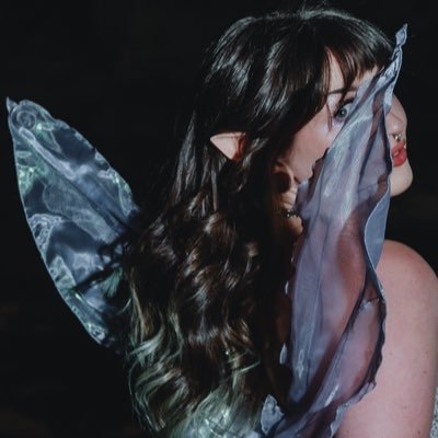 bonesandmoans's profile picture. 🌿 stick around i’m thinkin' things will be alright 🌿