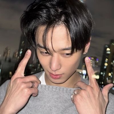 t4ngtanghuluhul's profile picture. bwelooo