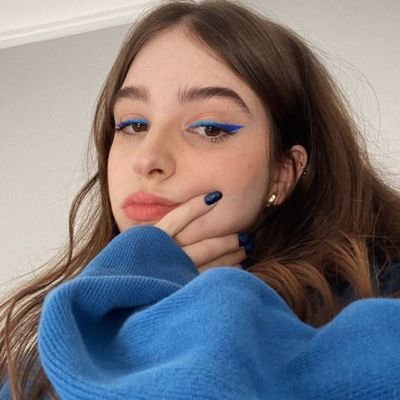 daisylg13's profile picture. 