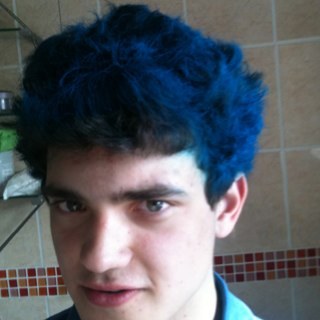 ALarken1995's profile picture. 