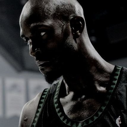 danindahole's profile picture. i'm crawling back to start