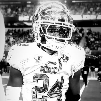 LadarrenRhineha's profile picture. CO 27’ DB|5’11 170|3.8gpa|south oak clif hs|9452584093| 25-State champion 🏆