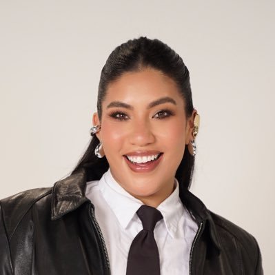 lauraornanoo's profile picture. Locutora de radio @los40panama | ig: lauraornanoo