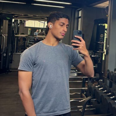 guilhermex_oliv's profile picture. Umas opiniões