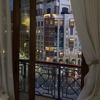 saresse_'s profile picture. 