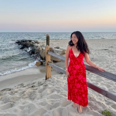 Lizzie_Haskell's profile picture. Currently @KatieHobbs. Previously @SenAmyKlobuchar and @SenPeterWelch. Alum @EmergeVT and @UVMVermont.