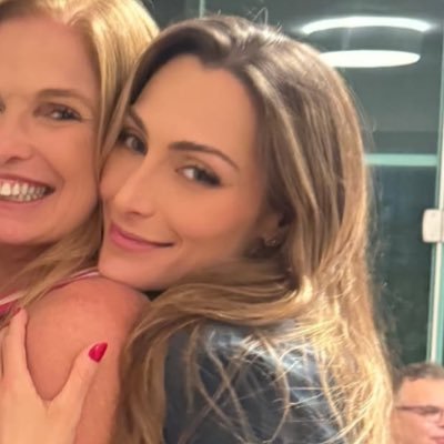 sdanidz's profile picture. "giovana, você é minha xará!" — SS.